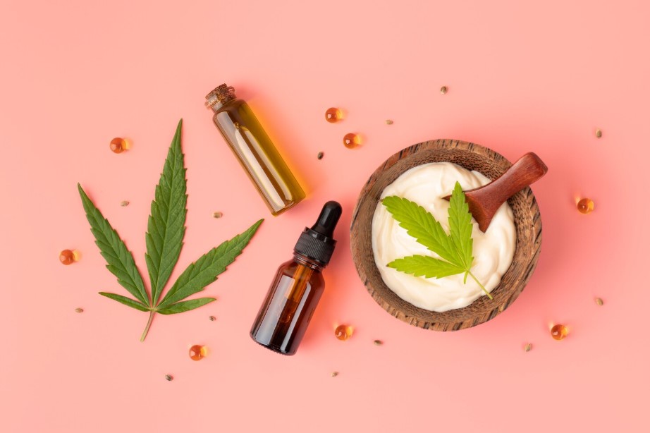 Terpenos en productos CBD: por qué influyen en la experiencia aromática